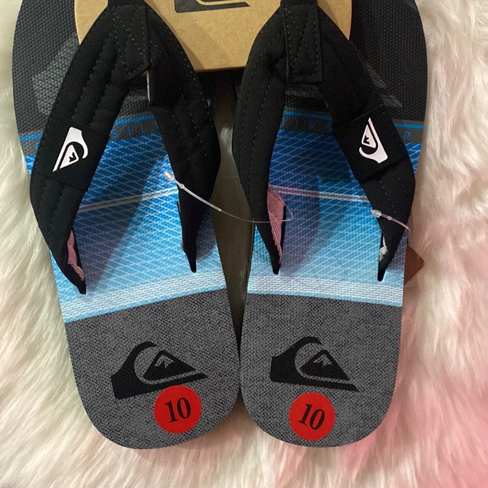 Quick Silver flip flops - Picture 2 of 4